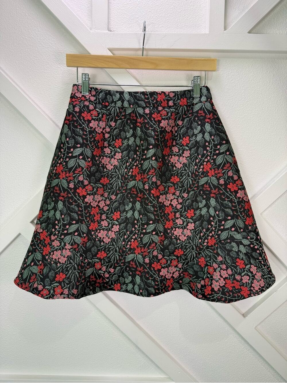 Anthropologie Hutch Floral Jacquard Structured Skater Skirt Black Pink Size 2